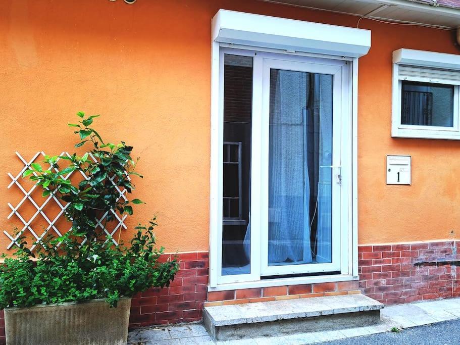 Studio Proche De Perpignan Peyrestortes Exteriér fotografie
