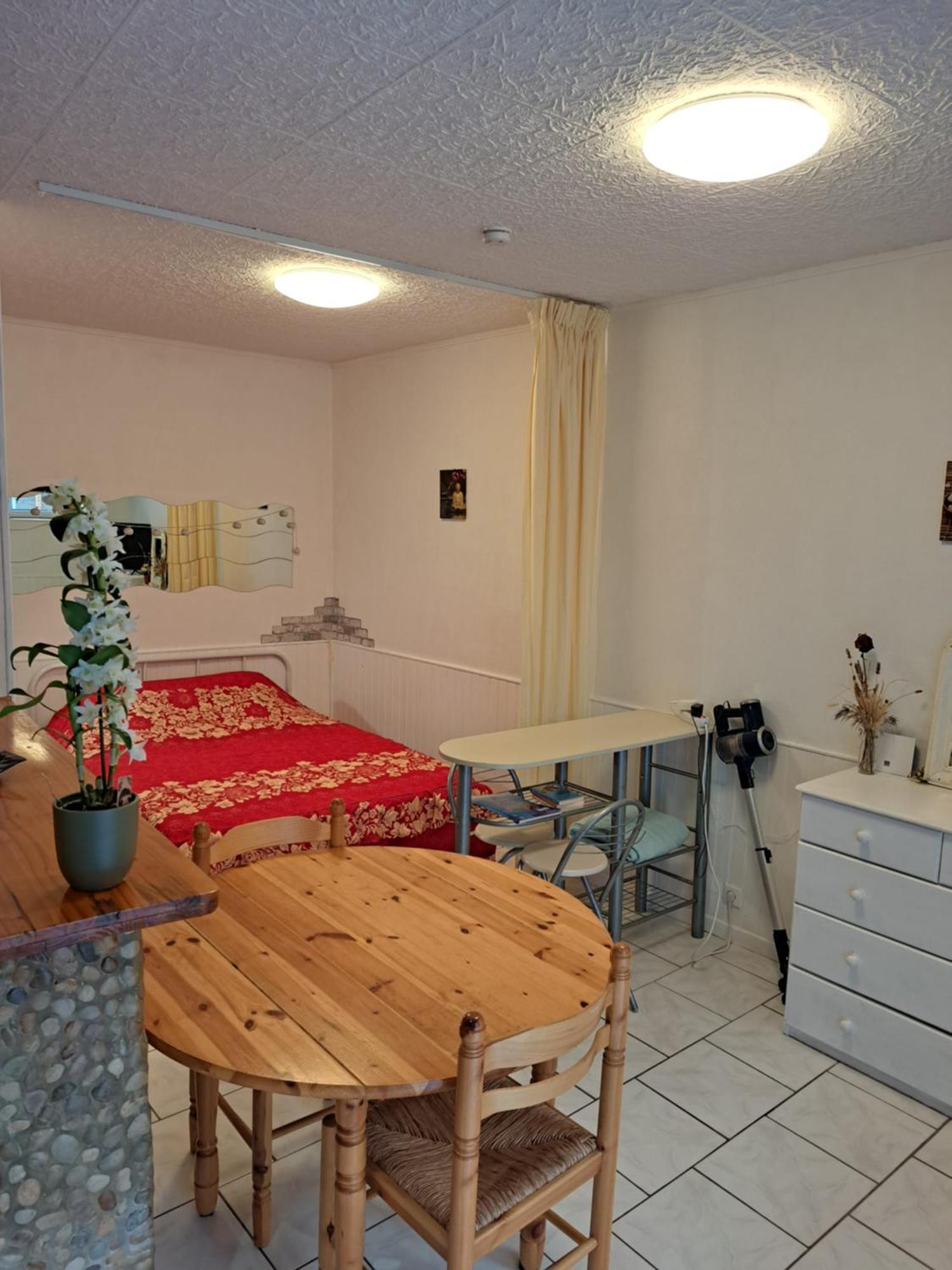 Studio Proche De Perpignan Peyrestortes Exteriér fotografie
