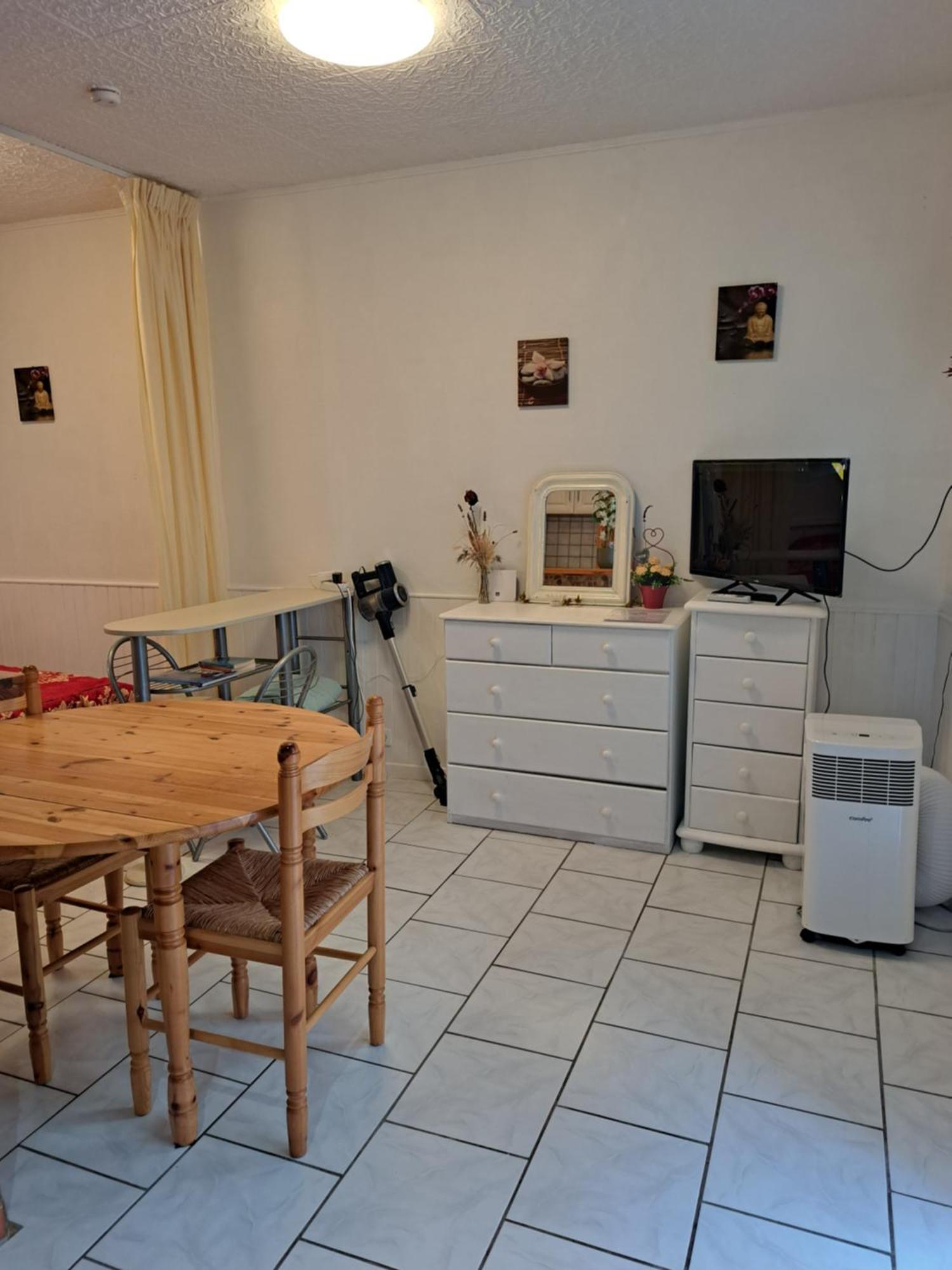 Studio Proche De Perpignan Peyrestortes Exteriér fotografie